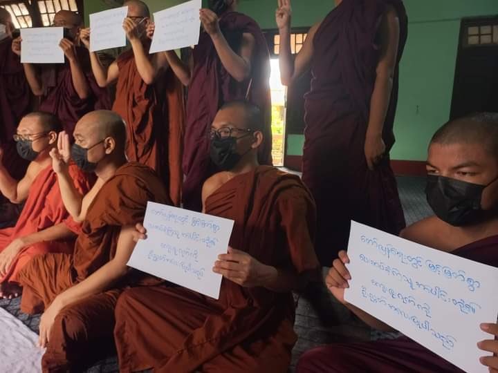 Monks from Sangha Union of Mandalay demand for an immediate end to all of Burma’s suffering. They also performed sermons &amp; prayed for federal democracy’s development.   #2022July31Coup #HearTheVoiceOfMyanmar #MyanmarPeopleOath