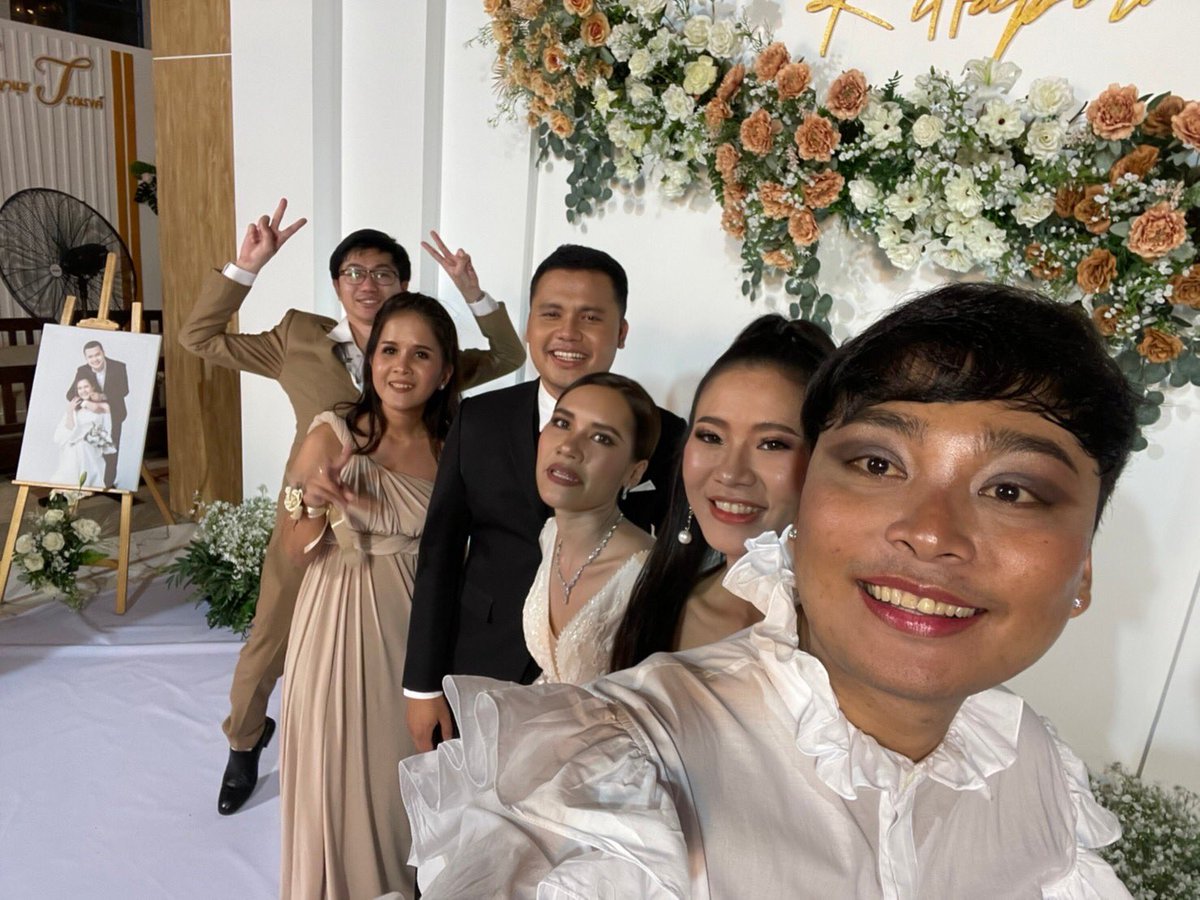 ManTeerasith's tweet photo. Congratulation Bumbim &amp; Ting #BTbetterTogether #ปอจูนตวงบุ๋มบิ๋มแมน https://t.co/4quNgGLJNm