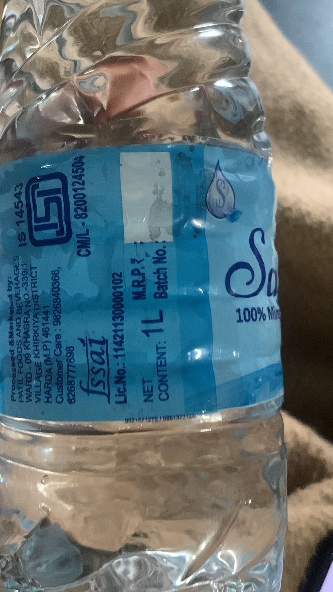 sandeepdurgvans's tweet image. Now @IRCTCofficial is giving 15rs of water bottle in 20rs
@AshwiniVaishnaw @Central_Railway @RailMinIndia @narendramodi @RailwaySeva 
I asked them for tea rate, they said its tough to find change that’s why irctc seling in 10rs.

So what’s real tea rate ?

#irctcscam
#fraudirctc
