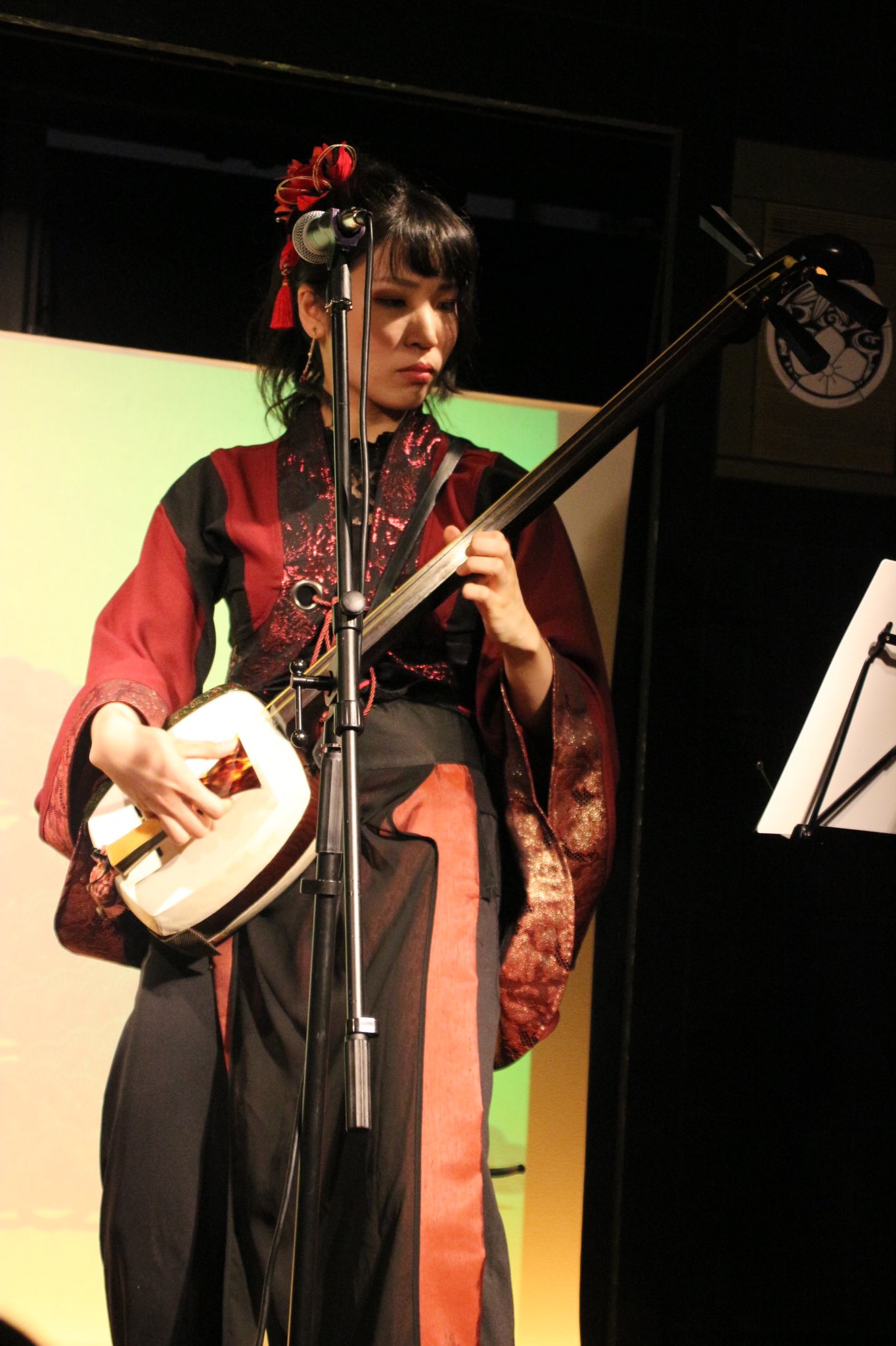 なおち つきいち7月ゲストの染行エリカさん めっちゃお久しぶりでした やっぱり染行さんの三味線の音色大好きやった 三味線の音色の振り幅が凄くてかっこいいし 歌声も素敵やったし いっぱい可愛かった T Co Pwlnsj6tge Twitter なおち つきいち7月ゲストの染行エリカさん めっちゃお久しぶりでした やっぱり染行さんの三味線の音色大好きやった 三味線の音色の振り幅が凄くてかっこいいし 歌声も素敵やったし いっぱい可愛かった T Co Pwlnsj6tge Twitter