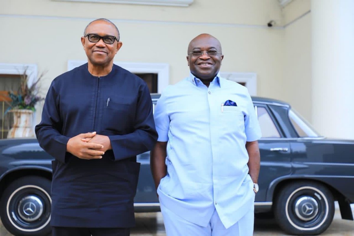 IkpeazuOkezie's tweet photo. Recently, I received my brother HE Peter Obi in Abia State. 

From all indications, @PeterObi, is an emerging force who connects seamlessly with our youth &amp; whose message resonates with many. He's a man that can't be wished away by anyone.

Great personality! https://t.co/ZZahUolcuY
