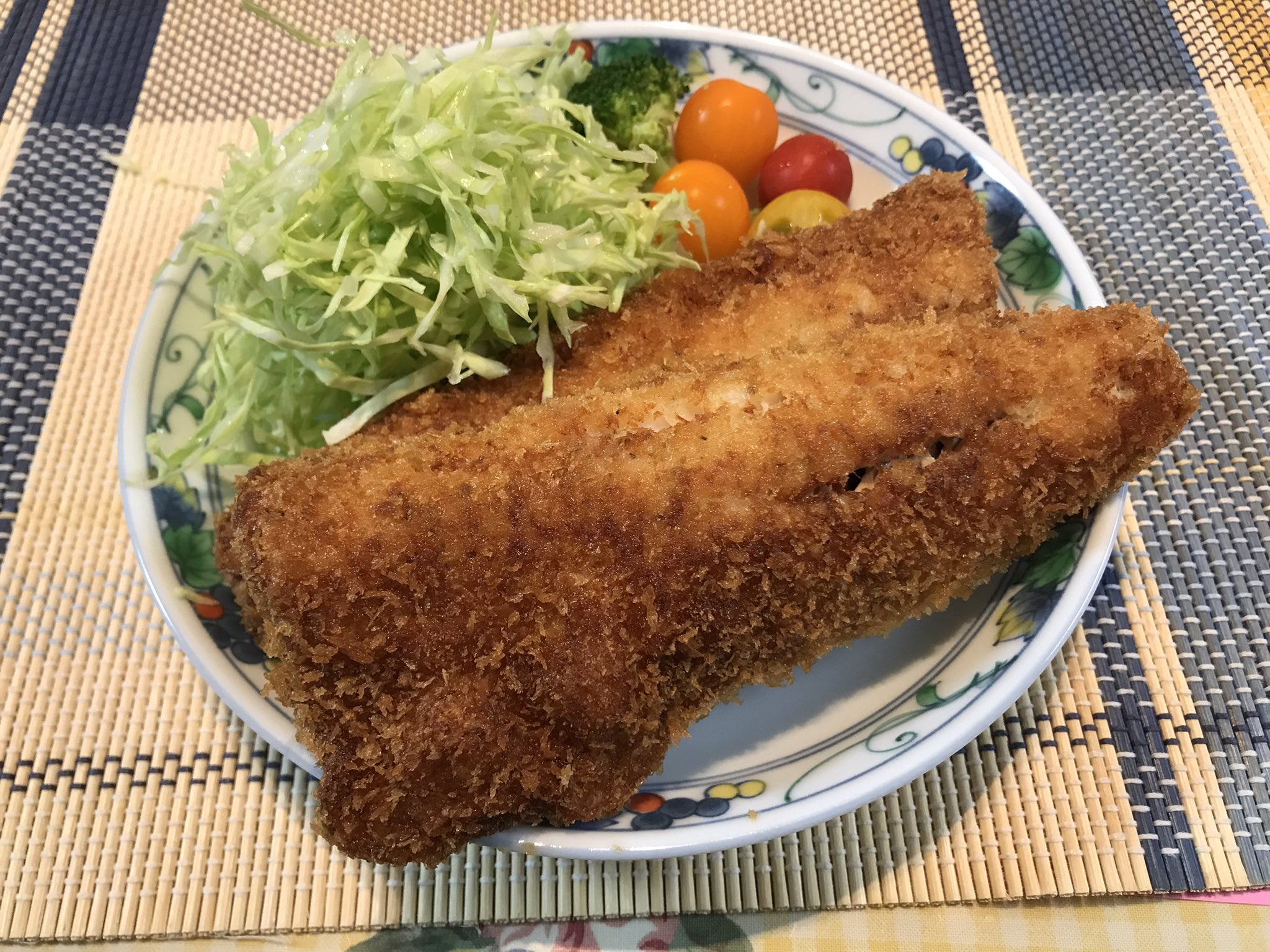 I Aosan 今日の晩御飯は サミットで買ったホッケ切り身でホッケフライ こればかうまい ホッケフライ サミット T Co W0twafsdt1 Twitter