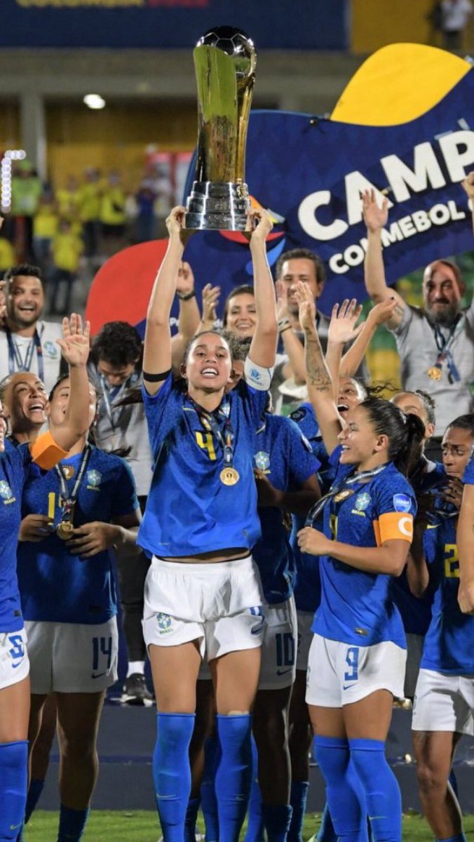 Congratulations to @Rafaelleleone for winning the #CopaAmericaFemenina !🥳