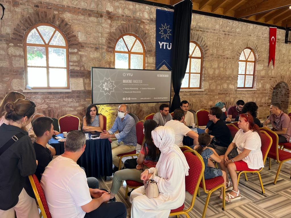 YTÜ Tanıtım Günlerinin son günü! Değerli hocamız Prof.Dr.<a href="/prof_ahmetkoyun/">Ahmet Koyun</a> ve asistanlarımız <a href="/YTUMechatronics/">YTU Mechatronics 🇹🇷</a> hakkında merak ettiğiniz tüm soruları yanıtlıyor.   ⭐️💫 #SenDeBirYildizOl 

<a href="/YildizEdu/">Yıldız Teknik Üniversitesi</a>
<a href="/YtuMakFakultesi/">YTÜ Makine Fakültesi</a>