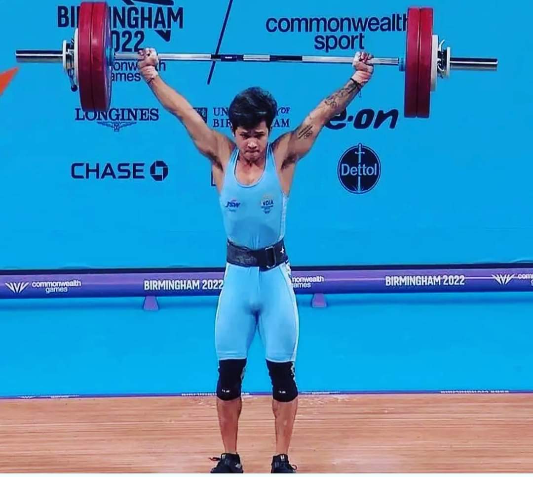 jactpt's tweet photo. #CommonwealthGames2022 में भारत को दूसरा गोल्ड वेटलिफ़्टर जेरेमी लालरिननुंगा द्वारा 67KG कैटेगरी में दिलाने के लिये और देश का नाम रौशन करने के लिए बहुत बहुत बधाई। जेरेमी 2018 यूथ ओलम्पिक के गोल्ड मेडलिस्ट हैं साथ ही उन्होंने 2021 कॉमनवेल्थ चैंपियनशिप में भी गोल्ड जीता था। https://t.co/6jzJGf9AjJ