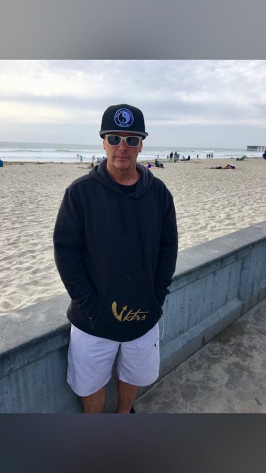 Getting into the Groove. https://t.co/pBlpEIFMJw<a href="/tag/newprofilepic"class="tags"><span>#newprofilepic</span></a>