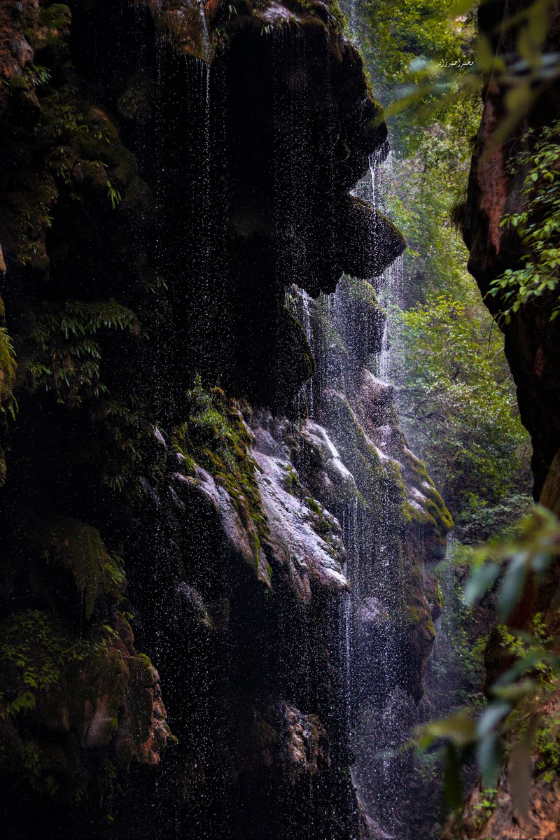 WahBetayWah's tweet photo. Umbrella Waterfall... https://t.co/mW43vOSj6X