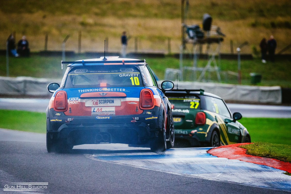 gunhillstudios1's tweet photo. all action Knockhill #btcc #charlesrainford #bradleygravett #danielrowbottom #btcc #mobil1 #michelin #kingdicktools #cataclean #liquimoly
@danielrowbottom @charlesrainford @bradleygravett @knockhill @krcircuit @knockhillracingcircuit @Catacleanuk https://t.co/lygdYh3LpM