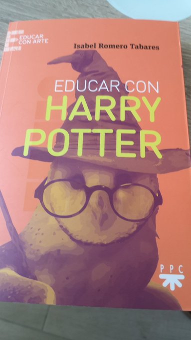  Happy birthday to Harry Potter. If you can read Spanish, here is my recomendation to celebrate 