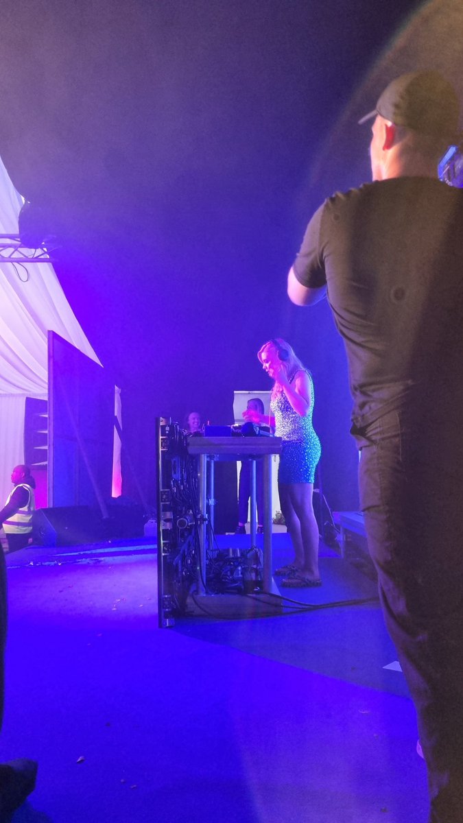 Hamilton Park Ladies Day 👗 Shooting promo videos with a Sony F55 and Fujinon 20-120, with plenty of gaffer tape!