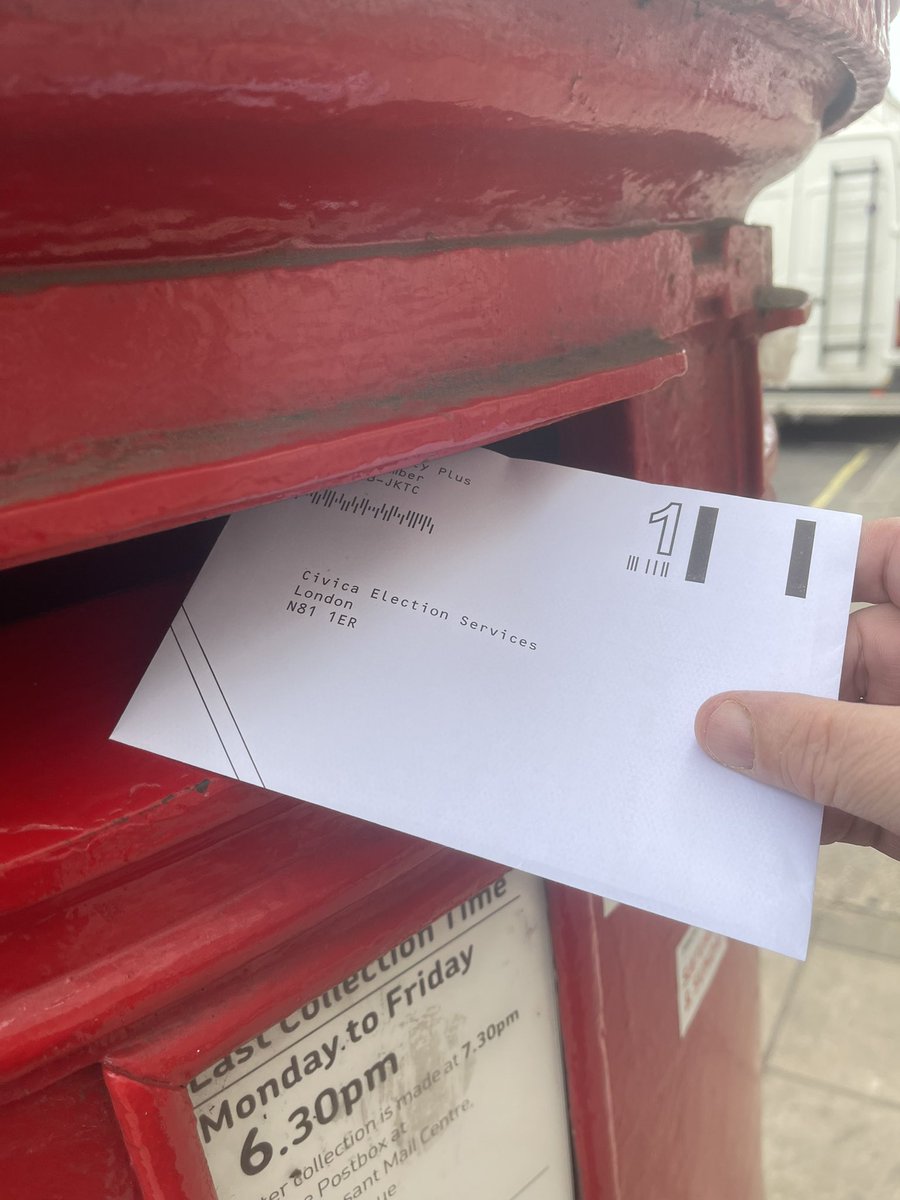 Have you completed and returned your ballot paper yet? There’s still time to vote in the @UNISONinHE pay ballot. Make your voice heard #payballot #vote