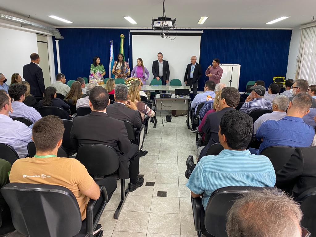 JGTollstadius's tweet photo. Estive no Espírito Santo, com a Secretária Executiva do MAPA, equipe do DIPOA e VIGIAGRO, o Superintendente da SFA-ES e sua equipe, encontrando soluções o desenvolvimento de importantes cadeias produtivas: pimenta do reino, mamão, café, cacau, ovos, vinhos e agricultura orgânica. https://t.co/BfrI49kdPB