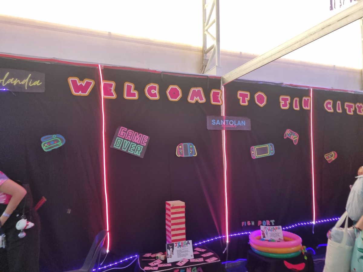 chiararosedmd's tweet photo. #virJINs booth - JIN City / Santolan Station 💜

#KimSeokjin #Seokjin #bias #WWH #BTS #BTSARMY #BTSisBestForMe #BFMOpenHouse2022 https://t.co/NU7myS1wX0