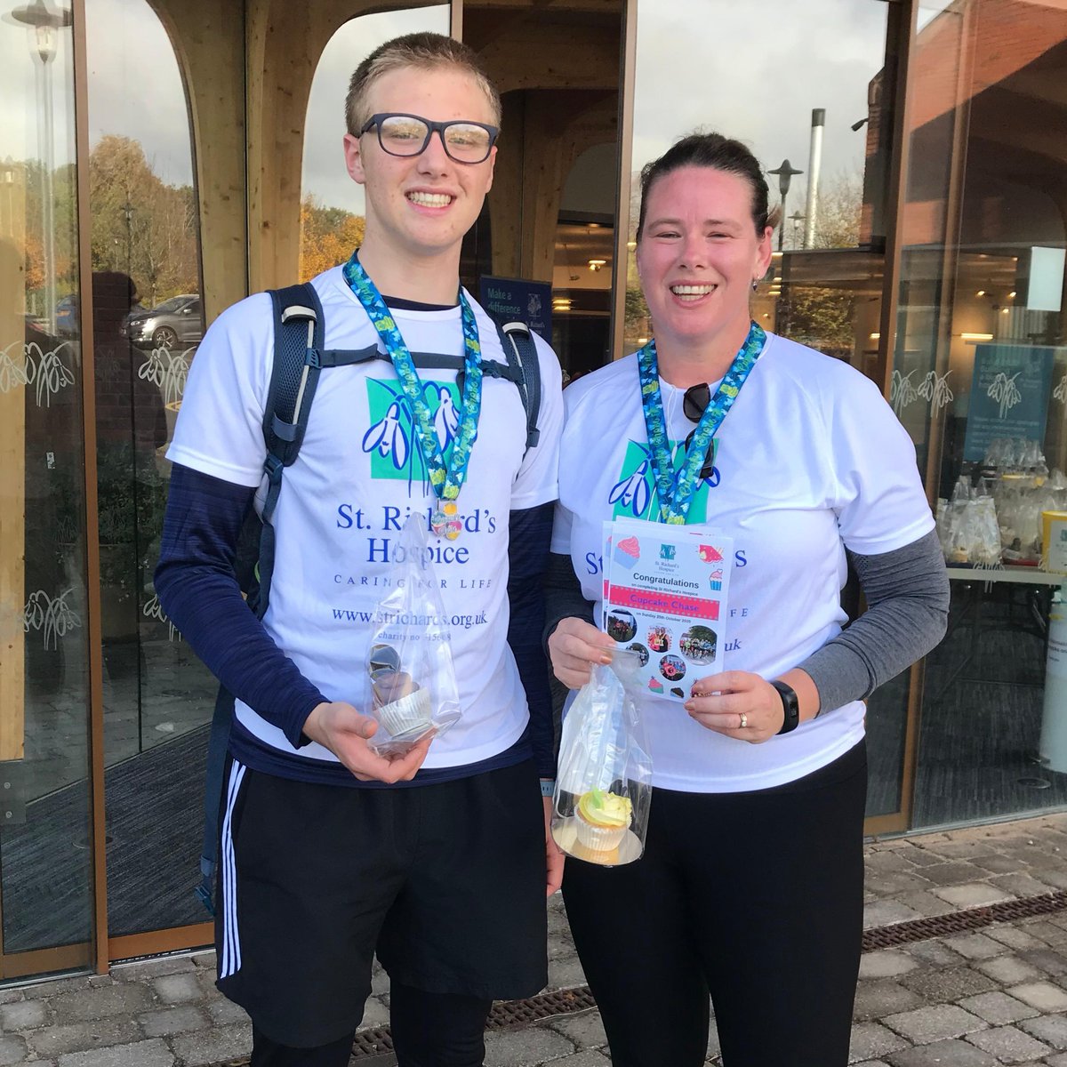 St Richard's Hospice (@strichardshosp) on Twitter photo The sweetest race in town returns on October 22!
Sign-up for our Cupcake Chase, starting at Norton Village Hall, and enjoy a treat at the end 🧁
Get 15% off tickets until 31 August with code EARLYBIRD15: strichards.org.uk/event/cupcake-…
Sponsored by <a href="/pulsepursuits/">Pulse Pursuits</a> #WorcestershireHour The sweetest race in town returns on October 22!
Sign-up for our Cupcake Chase, starting at Norton Village Hall, and enjoy a treat at the end 🧁
Get 15% off tickets until 31 August with code EARLYBIRD15: strichards.org.uk/event/cupcake-…
Sponsored by <a href="/pulsepursuits/">Pulse Pursuits</a> #WorcestershireHour