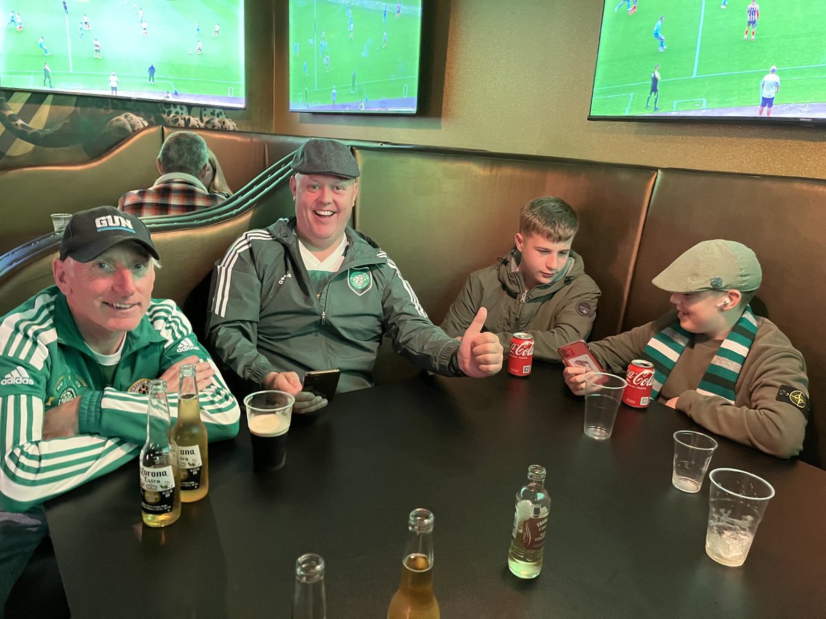 Learning  the young team some folk music in Graces