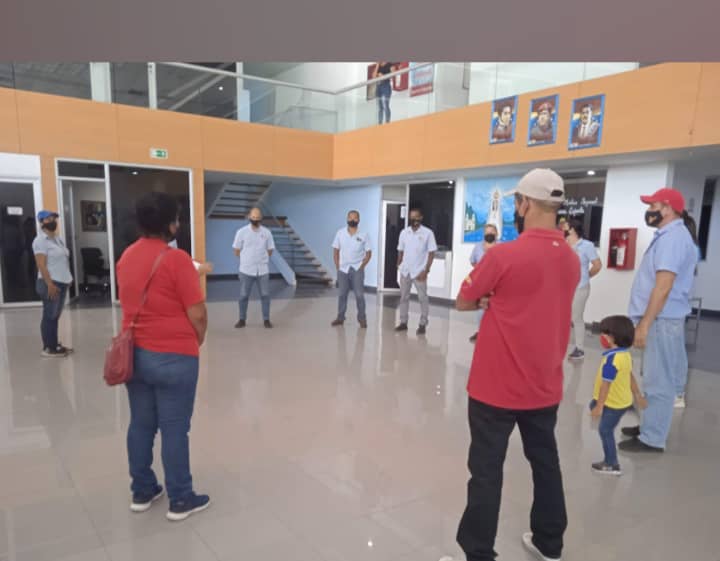 MercalOficial's tweet photo. #NuevaEspartal|| Los Trabajadores de @MercalOficial realizaron conversatorio, en conmemoración de los 205 años de la gloriosa Batalla de Matasiete.
#VenezuelaSeRespeta https://t.co/UZdIOqQSOm