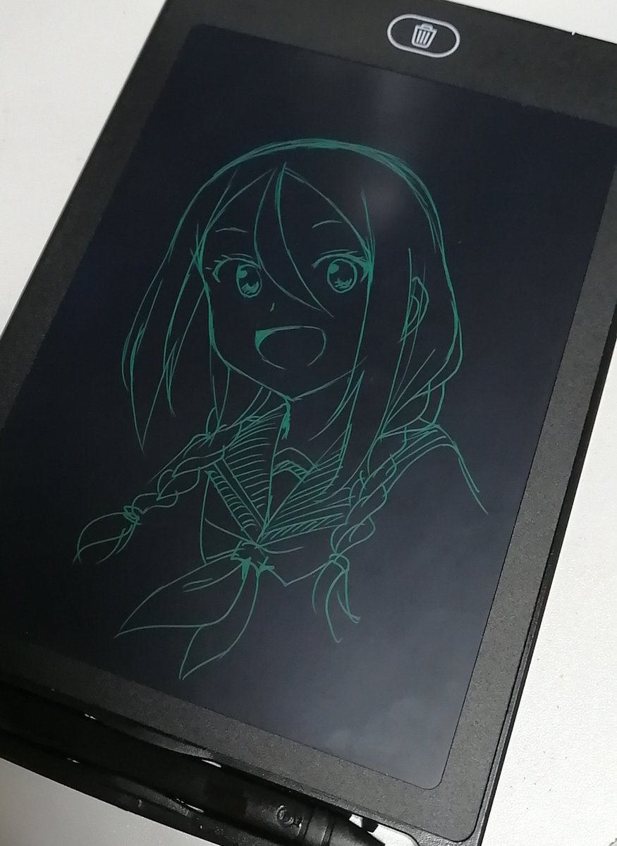 もしやと思って電池入れ換えたらなおったー
てかこれ書くのには電池使ってないのに驚いた
せんせいと同じ?('・ω・) 