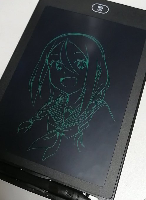 もしやと思って電池入れ換えたらなおったー
てかこれ書くのには電池使ってないのに驚いた
せんせいと同じ?('・ω・) 