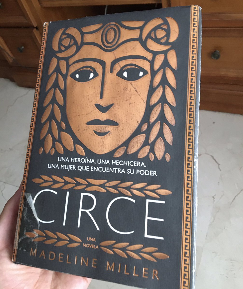 eurovisir's tweet photo. El culpable de que la #NFroulette haya dejado de girar y de mi casi inactividad tuitera. Uno de los mejores libros que he leído en mi vida. https://t.co/As1lVSSPkR
