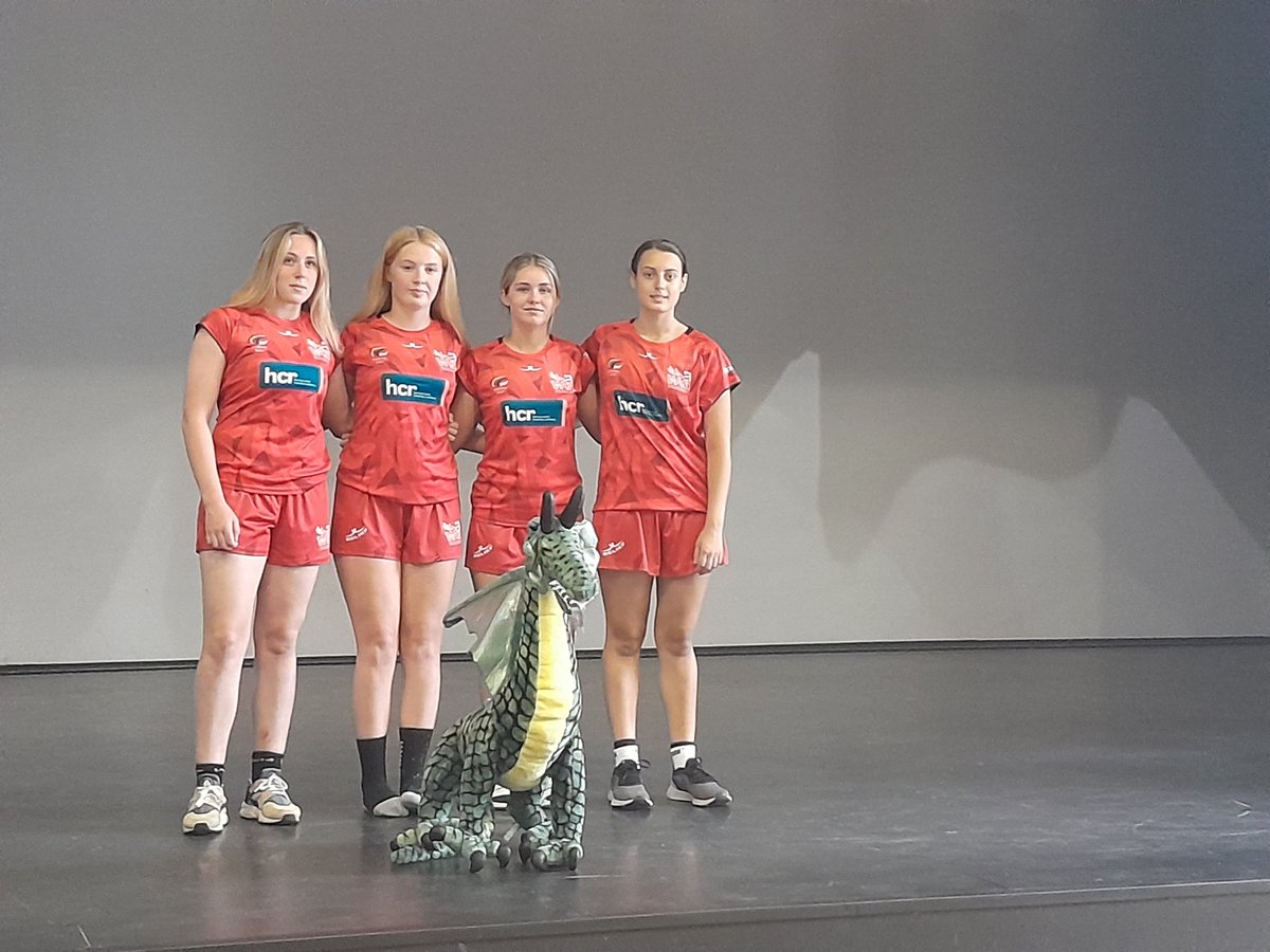 lk_850's tweet photo. @AliceaKnight @WTA @WestSwanseahawk @bryntawe @chwechedBT @AGBryntawe @WRU_Community @ospreys_women @CommunityOsprey
Kit presentation u18 mixed
You go girl can't wait for the junior Euros in France, in August!!
❤️ xxx https://t.co/pT8EHAkguO