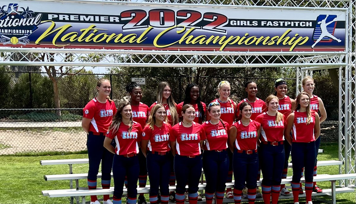 Throw1hard's tweet photo. I have worked hard this summer to center and strengthen my mind and body.   I am so excited to be in California at the PGF and competing against the best.  It’s our time now to make some noise.  I plan on throwing 🔥🔥🌪🌪. @ExtraInningSB @Los_Stuff @EliteFusetti @IHartFastpitch https://t.co/xDusyJAXnI