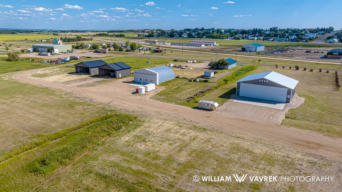 williamvavrek's tweet photo. The Spirit River Airport - Spirit River, Alberta #spiritriver #cfs5 #airport #avgeek https://t.co/SEeldVlC9C