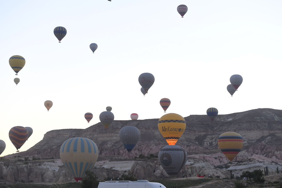 Her mevsimi eşsiz güzellikteki Kapadokya, 

Dünya’nın en güzel deneyimlerinden birisi…

BALONFEST’22

📍Kapadokya, Nevşehir