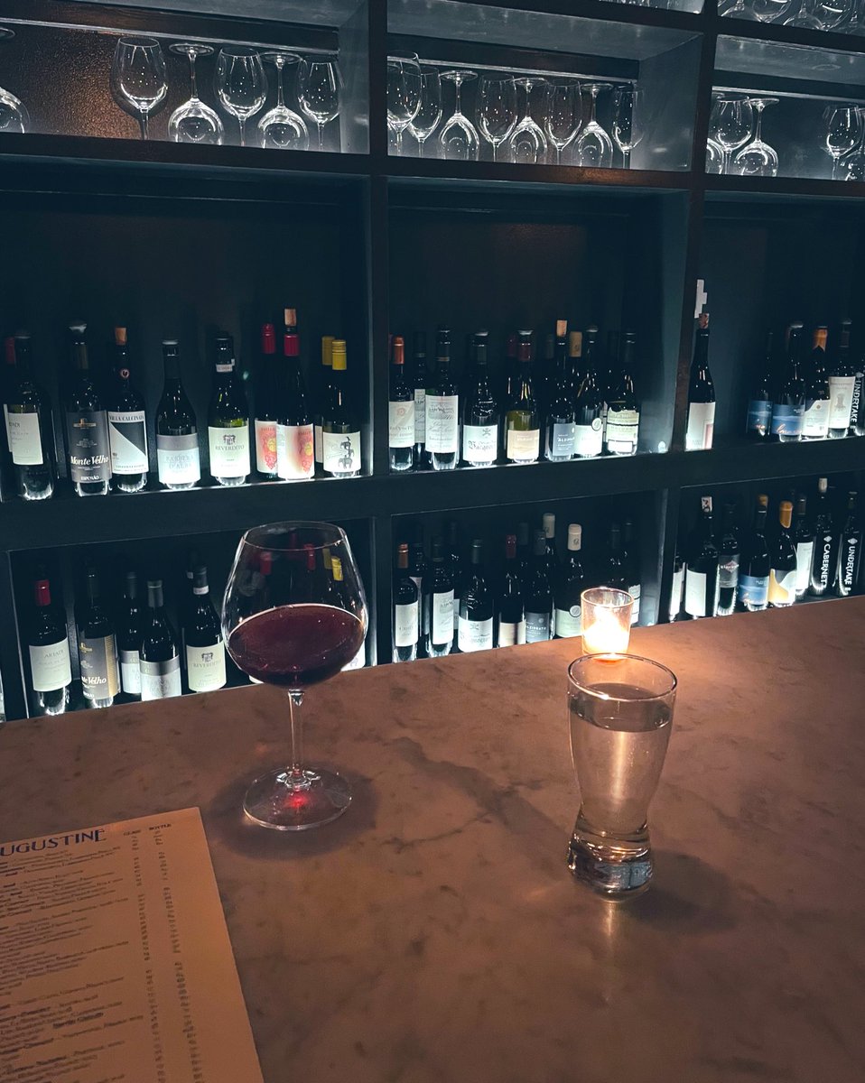 Love a good wine bar.