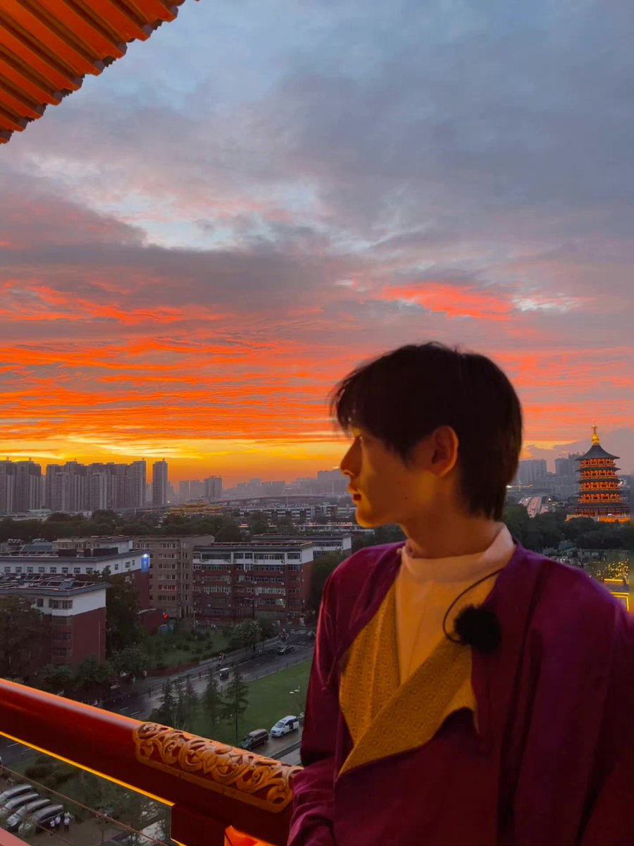 ZHAlXIAOWEN's tweet photo. 翟潇闻情报局's weibo update !! 🤍

#翟潇闻 https://t.co/SnQD9gAp17