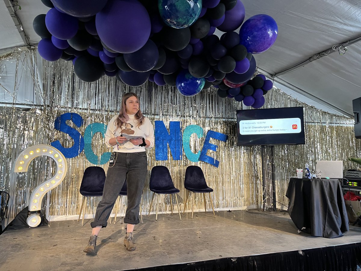 jackie_randles's tweet image. How much do you give up your privacy  &amp;amp; personal info when scrolling online? Algorithmic truth-telling from DR BOJANA MANOJLOVIC who is Head of Data Science at ⁦@annalect⁩. She’s a maths PHD algorithm builder, data detective &amp;amp; statistics lover #sciencetent ⁦@SITG⁩