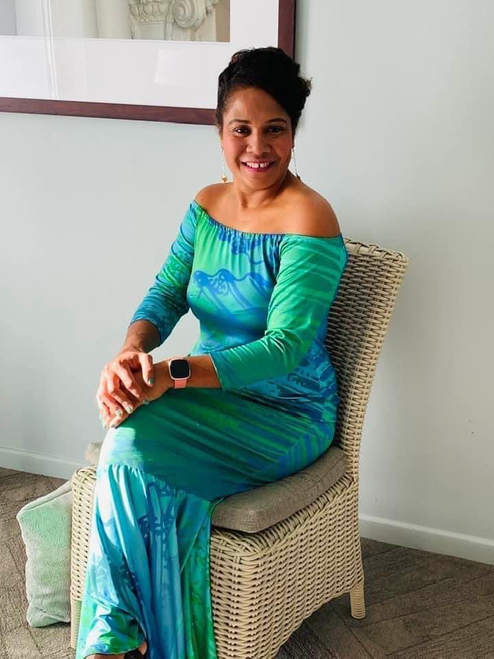 samsonleefiji's tweet photo. #SLFijiSpotted beautiful Makita wearing our Civa Green off shoulder fishtail dress~ #CivaPrint #CivaCollection #Fijifashion #MadeInFiji #Fijidesigned #PacificFashion #TeamFiji #Fiji
πππ https://t.co/FWjRnPgV6b