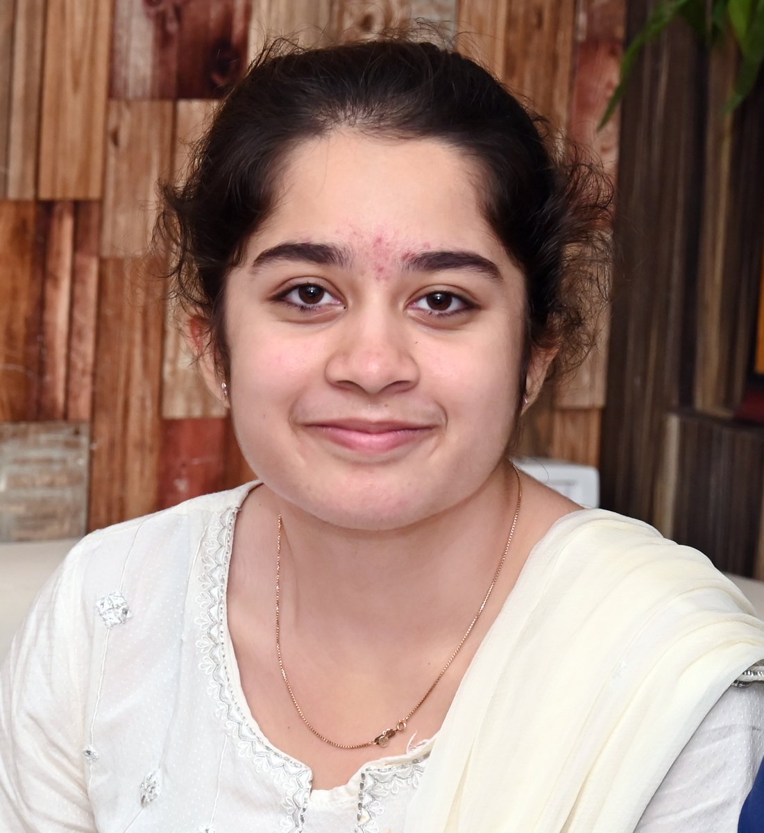 Miss Shubhi Sharma, daughter of Shri. B. P. Sharma, Chief Vigilance Officer of Southern Eastern Coalfields Limited has topped the 12th board examination conducted by Central Board of Secondary Education (CBSE) in Chhattisgarh by securing 99.4%.