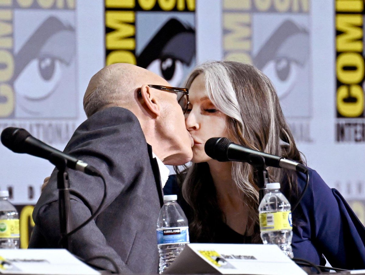 That's what we like to see, folks.

#PicardNeedsBev 

📸 <a href="/GatesFiles/">Gates McFadden Files</a>