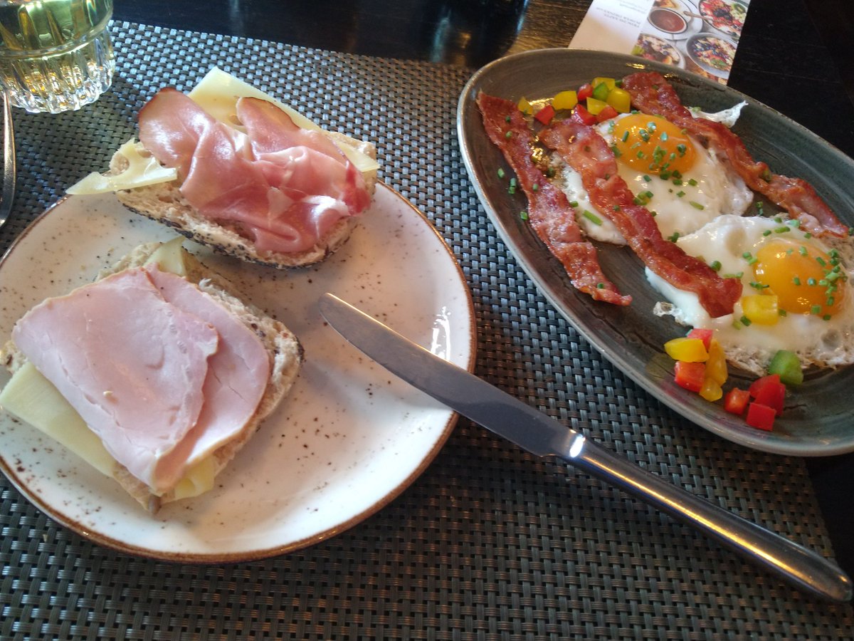 JackFarming's tweet photo. Time to get refuelled for #FarmCon22 Day 2 https://t.co/TV7Ozlljrv