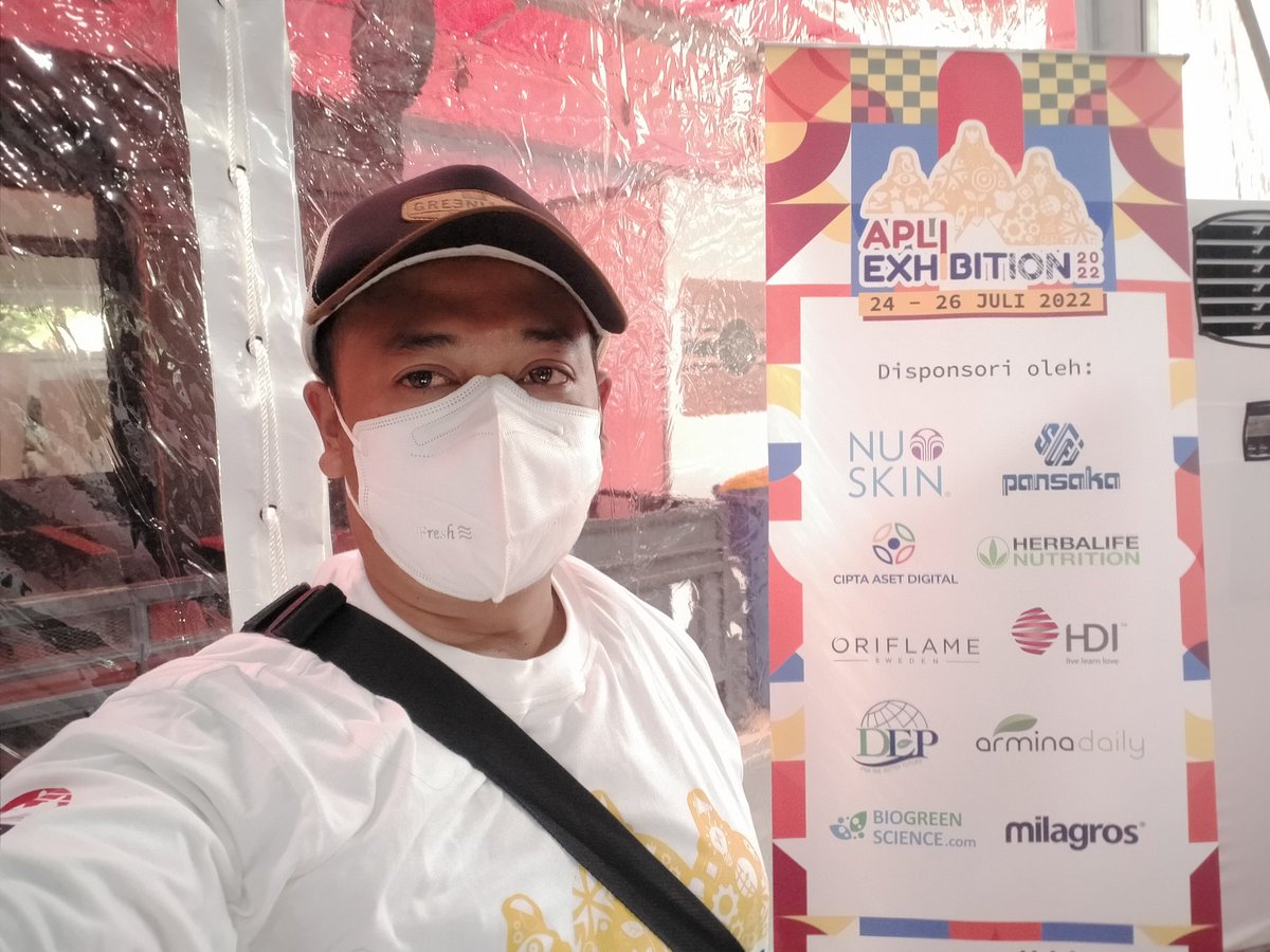 Mengenai produk halal harus butuh pengakuan atapun sertifikat halal jadi tidak menyimpang produk itu haram atau halal, 
#apliexhibition  #apliindonesia
 <a href="/ApliIndonesia/">APLI INDONESIA</a>  @iwita_jkt