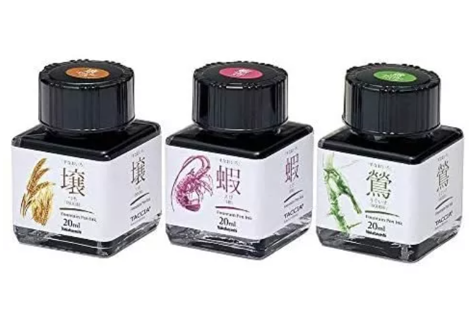 cocomusubiland's tweet photo. Available at LAZADA NOW!

TACCIA Nakabayashi fountain pen Ink Sunao-iro Set of 3 bottles (20ml each), Tsuchi Ebi Uguisu, Golden wheat Purple red Olive green, Nakabayashi Japan https://t.co/b9Z7dlEwDu https://t.co/MwlXJLZ0rP
