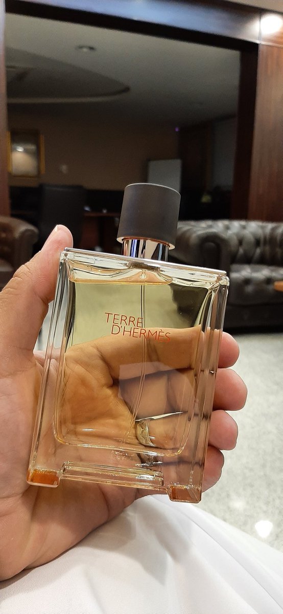 بداية أسبوع سعيده على الجميع | ايقونه الصباح مع تيري دي هيرميس
#صباح_الخير
#رابطة_عشاق_العطور