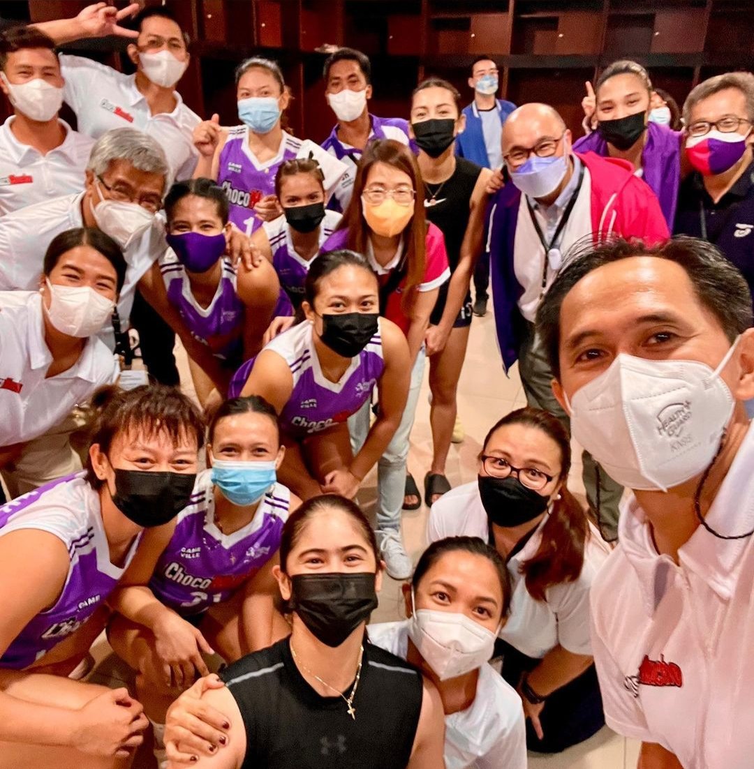 Beadelforlyf's tweet photo. best team ever 💜 https://t.co/pweBVVzvC2