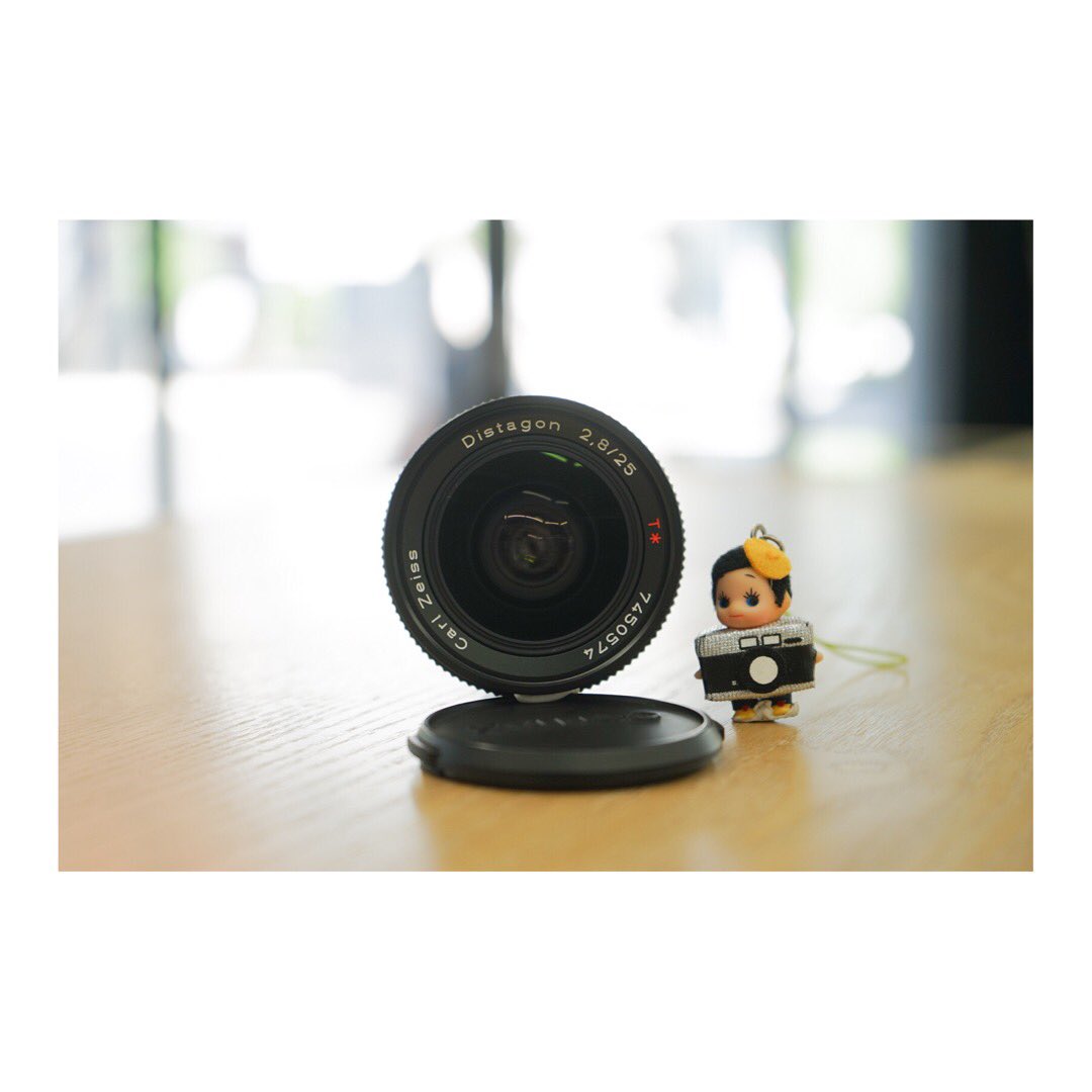 nisshincamera's tweet photo. 【商品紹介📸】
👀✨CONTAX Distagon
25/2.8 MMJ
ラジオ会館の屋上から広角レンズで試写してみました🙌
やはり色味が鮮やかでとても綺麗です✨
風景撮る方にも是非オススメです☆
#contarex #distagon #mmj
#carlzeiss https://t.co/VKpDFD5aBW