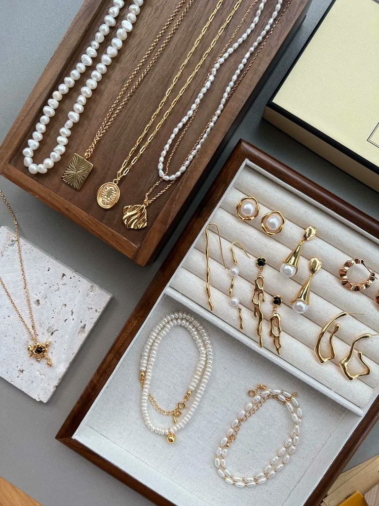 E&E Jewellery Studio on Twitter "Jewelry always fits. . . . 