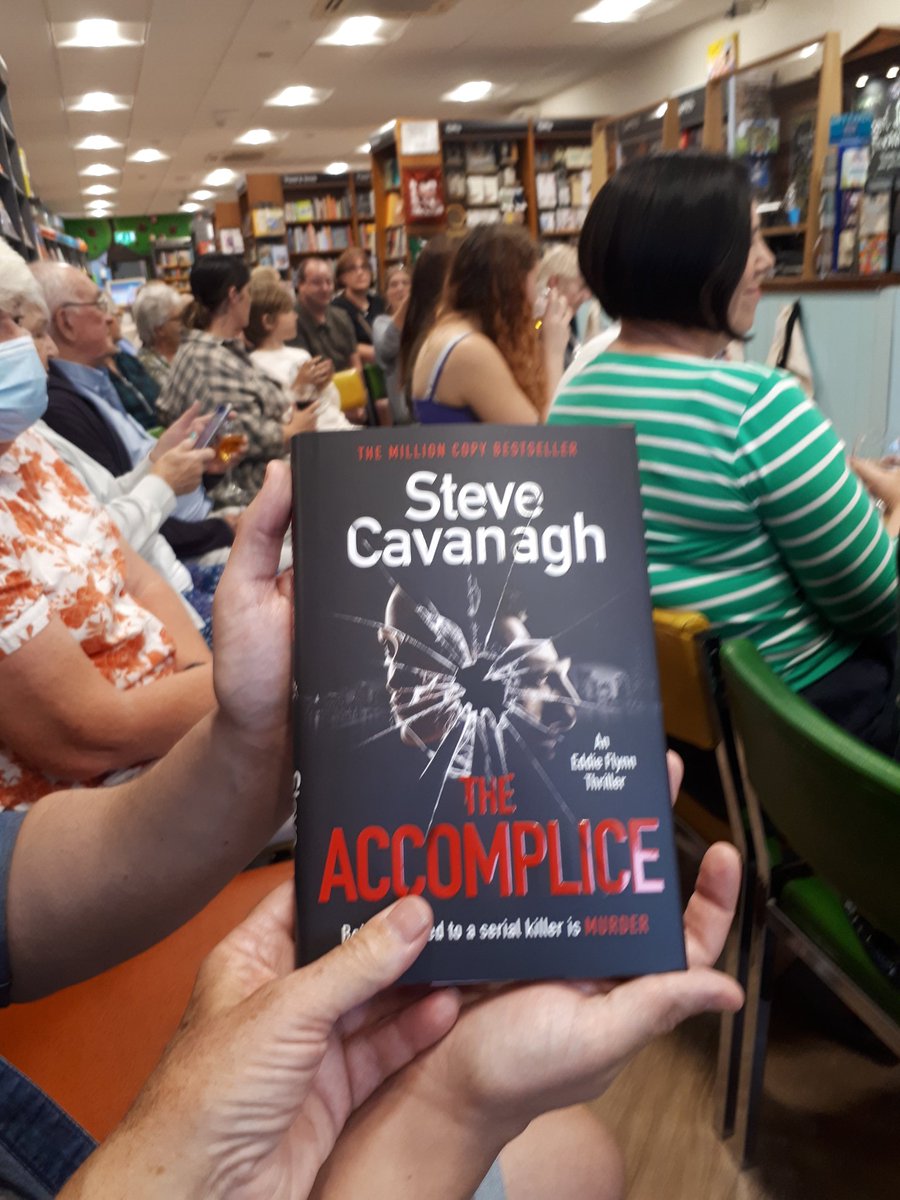 obstangler's tweet photo. @PorterSqBooks You need to be reading #TheAccomplice @SteveCavanagh_
It's immersive, clever plot and twists.
(And there's a back catalogue of #EddieFlynn to catch up on).
#Thumpinggoodread https://t.co/khTyZzb1yt