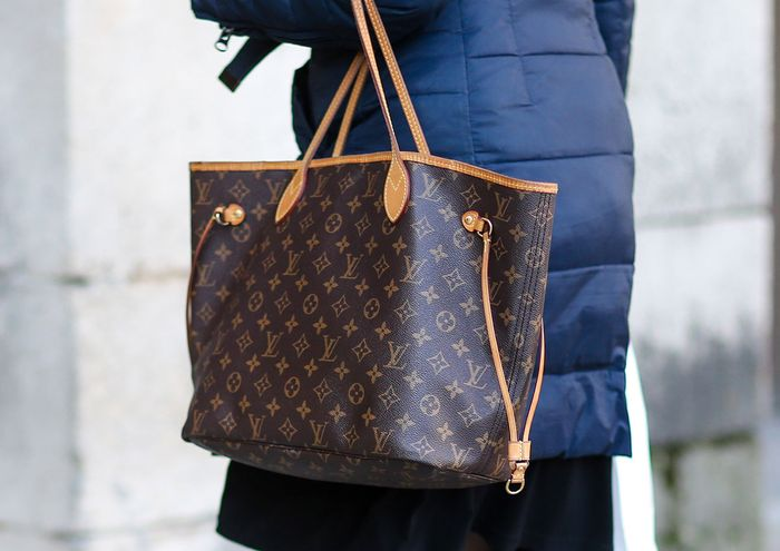 Style is a way to say who you are without having to speak.

<a href="/LouisVuitton/">Louis Vuitton</a> 
#TRON 
#USDTether