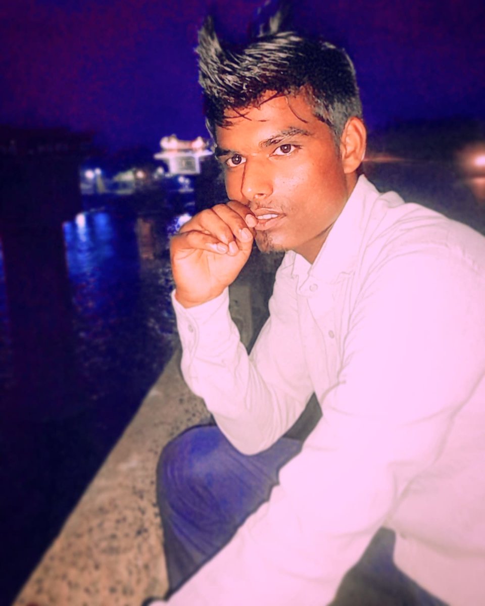 DipuKumar0's tweet photo. #यूपी #बिहार #बॉडर #गंगाब्रिज #बक्सर  #Buxar 
#गंगानदी https://t.co/0yTVpX7mzi