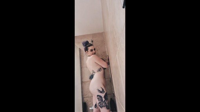 Another vid sold! Cheeky Shower Video https://t.co/vYO1XqjmDo #MVSales https://t.co/UydIvyhEKb<a href="/tag/mvsales"class="tags"><span>#mvsales</span></a>