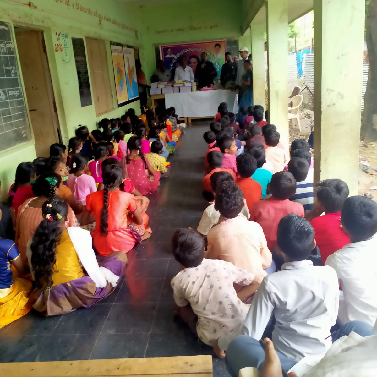 ShashanKTRS🚗 tweet media