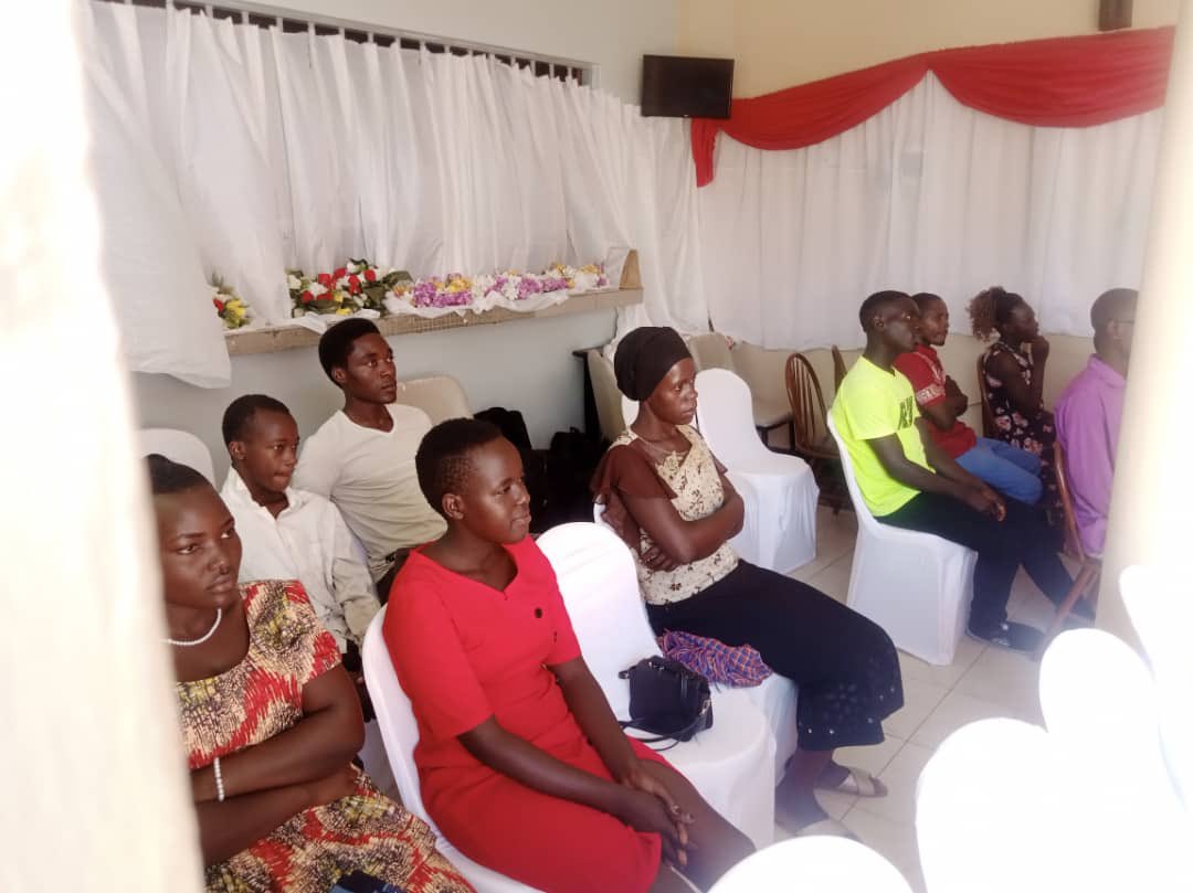 We celebrate the launch of #WHIbanda at Cozy View Hotel. Congratulations to Pr. Dr. Caleb and Iris Tuhumwire.

#WHGarage
#WorshipGarage