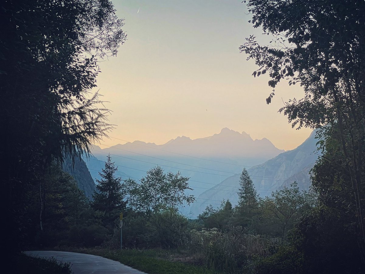 Come and bike with us in the Oisans and enjoy scenery like this!