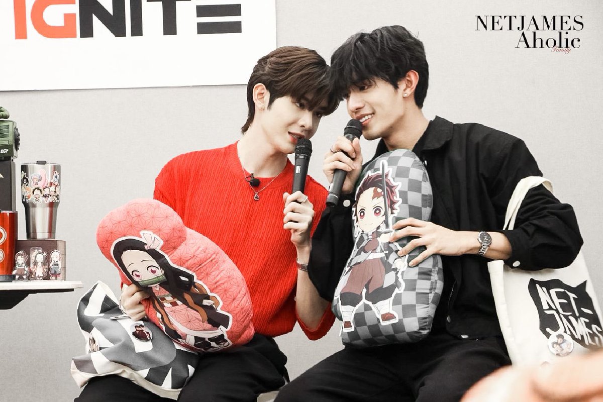 Ignitestore1's tweet photo. ในนามแบรนด์ IGNITE ขอขอบคุณน้องเน็ตน้องเจมส์และแฟนคลับทุกท่านสำหรับงานที่ผ่านมาเมื่อวานนี้ ขาดตกบกพร่องประการใดทางแบรนด์ขออภัยมา ณ ที่นี้ ขอบพระคุณที่ซัพพอร์ต #เน็ตเจมส์ และแบรนด์มากๆนะค้าบ 💖🎊
#IGNITE #IGNITExNetJamesLive #netsiraphop #JamesSu #NetJames #เน็ตเจมส์ https://t.co/MHbV9U2n4q