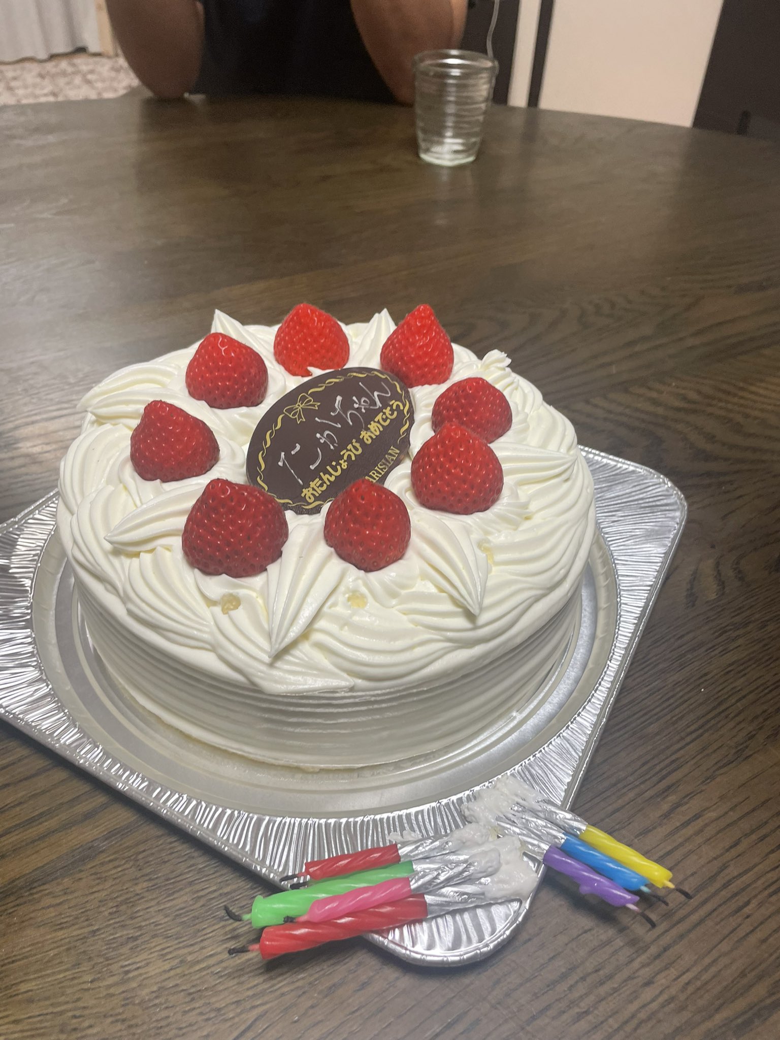 たかちゃん とある釣人 念願のディズニーランドホテルからのプロポーズからの誕生日ケーキ 満足満足 ディズニーランドホテルの入口で写真撮れたのが嬉しい T Co Kz1pb6guem Twitter