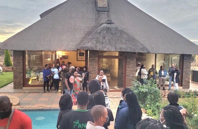 RocketsCentral's tweet photo. Sharing Africa... The home of a Class of 96 Ledumang Secondary Alumnae, for a “cookout” during their reunion celebration. #LearningBeyondBorders #Botswana #BISCEP #MDCPS #Ledumang #RocketPride #Motherland 🚀💚🤍🚀🌍🇧🇼 https://t.co/HyIarhLSeO